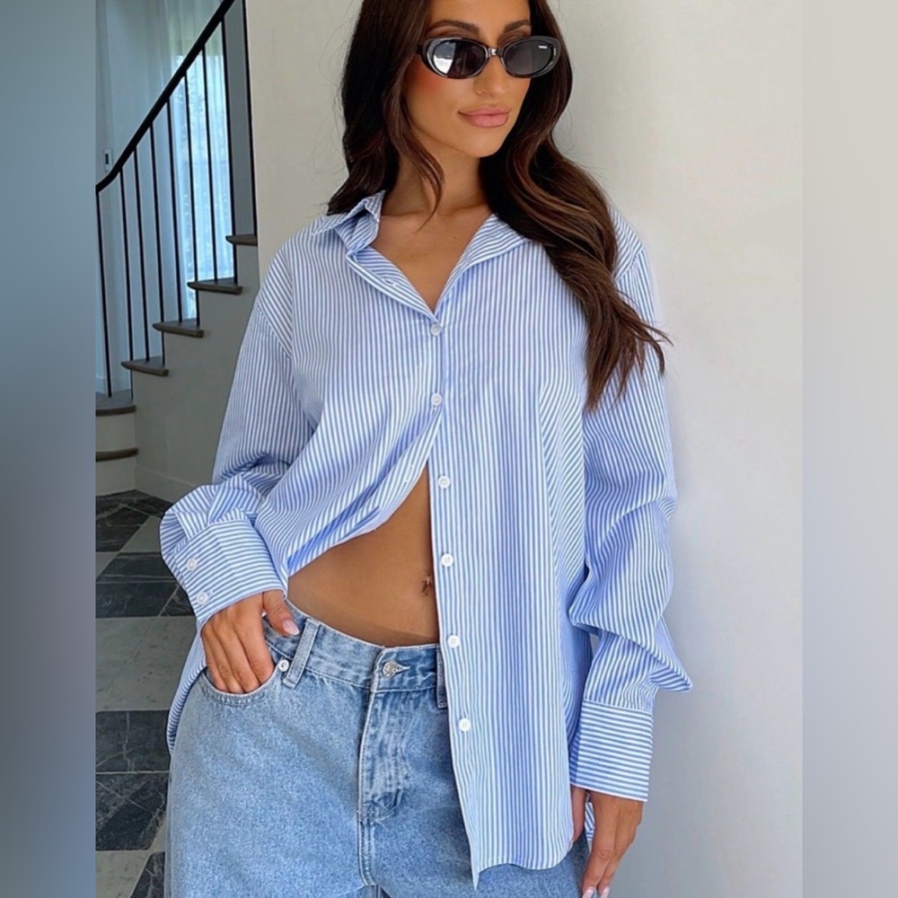 White Fox Boutique Always About Us Striped Button Up Shirt Light Blue Size S/M - Picture 2 of 15